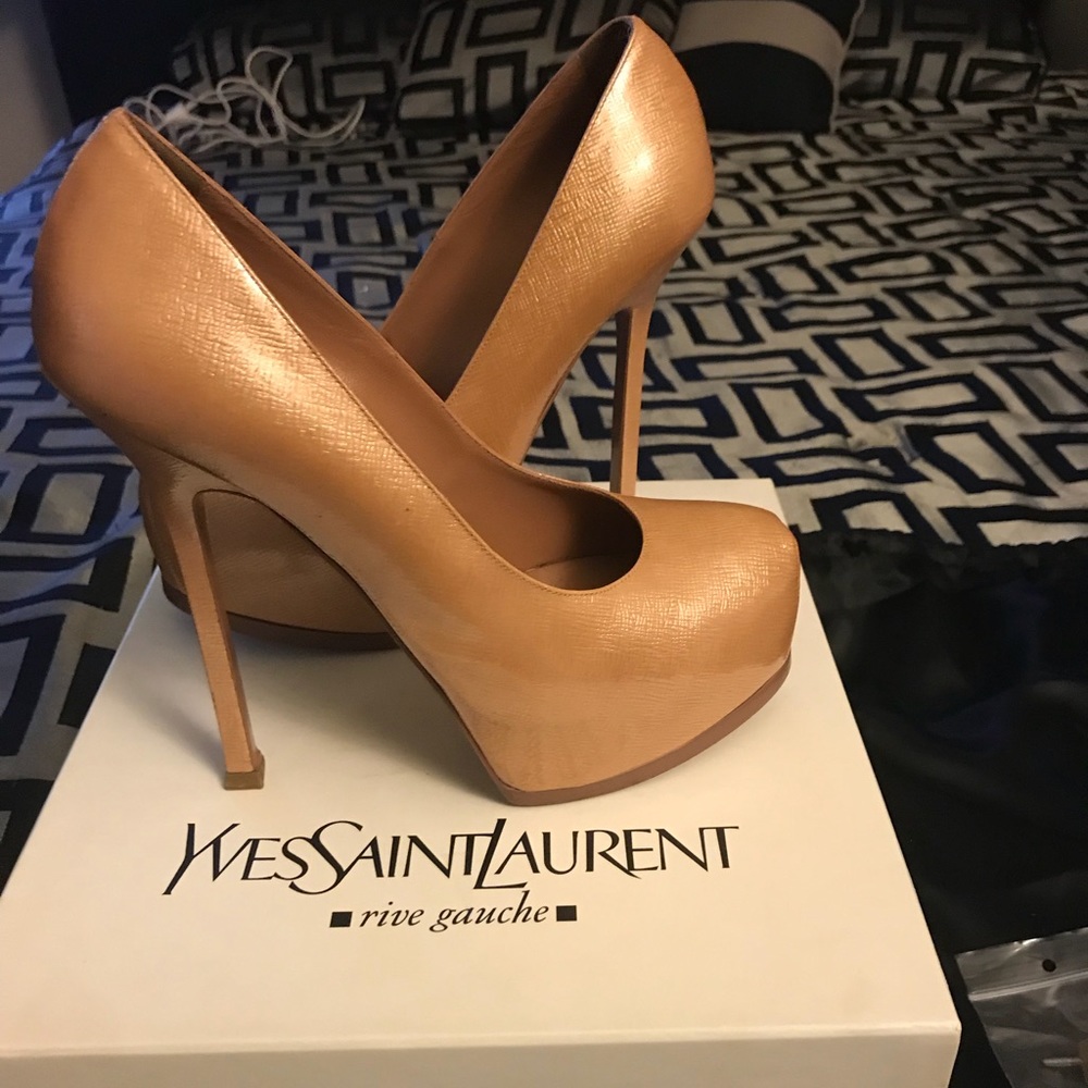 Yves Saint Laurent YSL